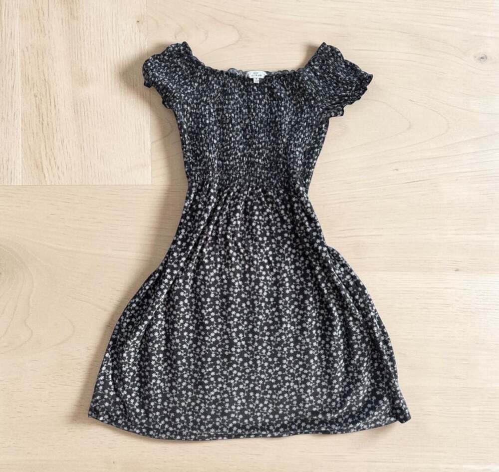 Poof New York Black Floral Smocked Off-Shoulder Mini Dress C90